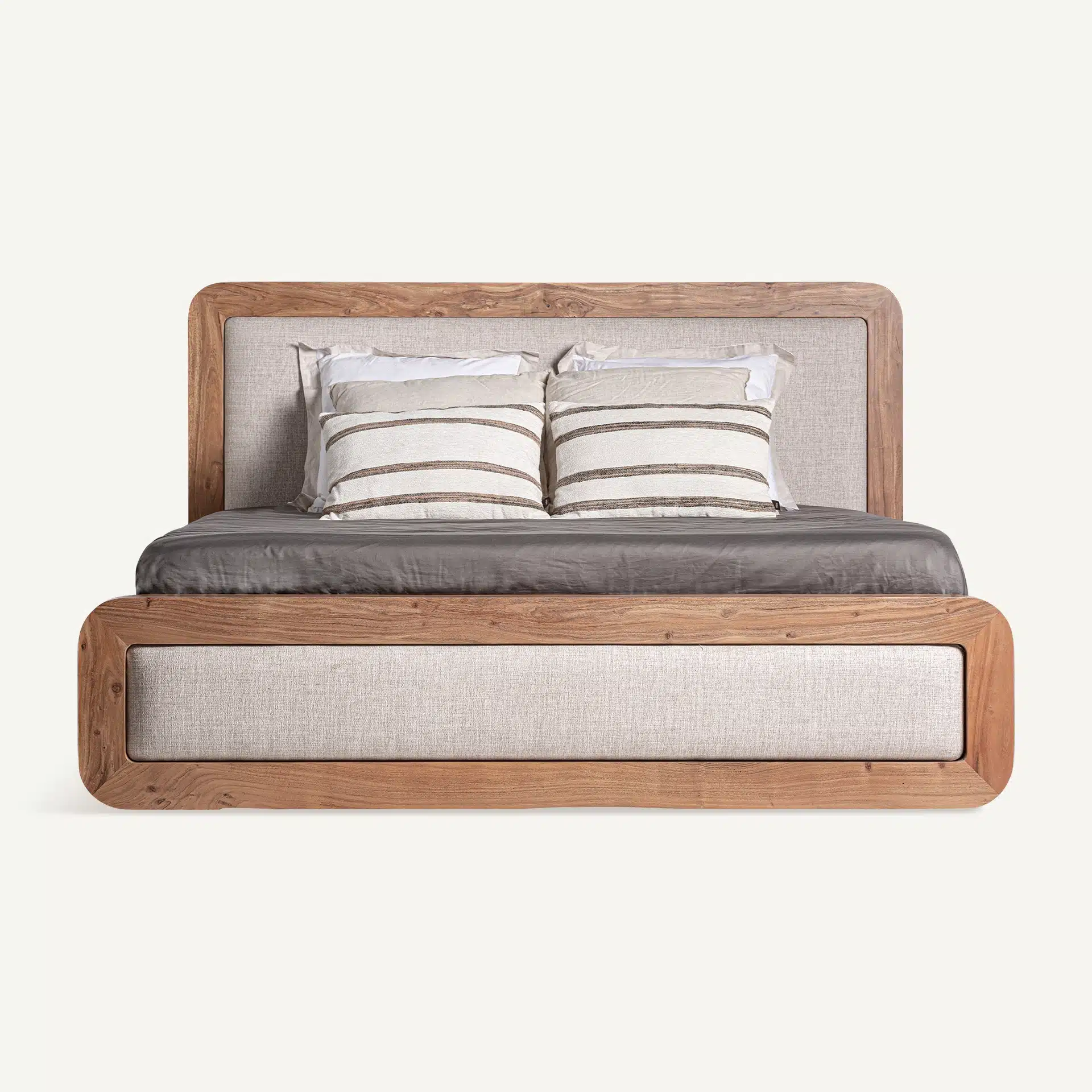 CAMA DANGY